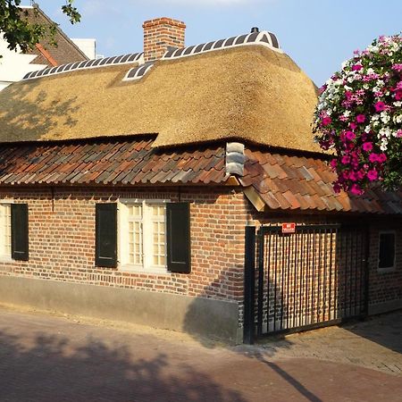 Het Kostershuisje Nuenen Buitenkant foto