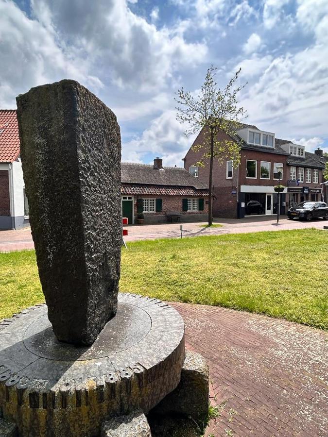 Het Kostershuisje Nuenen Buitenkant foto
